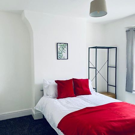 3 Bed Anfield House Close To Lfc Villa Liverpool Luaran gambar