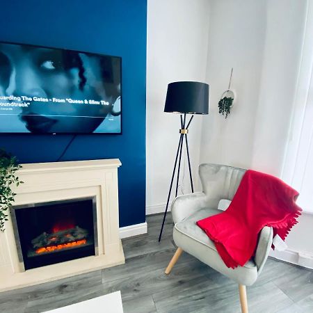 3 Bed Anfield House Close To Lfc Villa Liverpool Luaran gambar